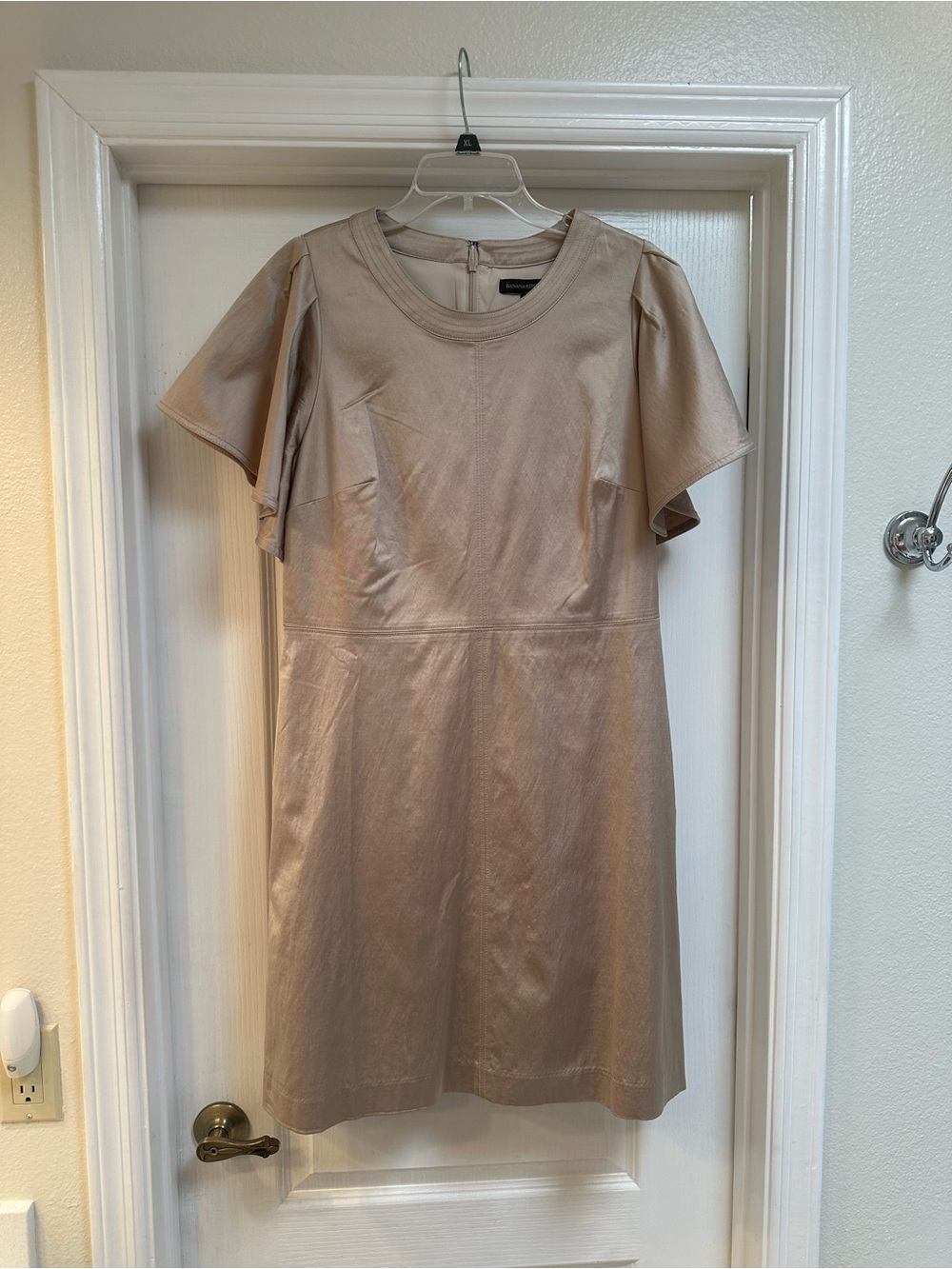 Banana Republic Taupe Short Sleeve A-Line Dress